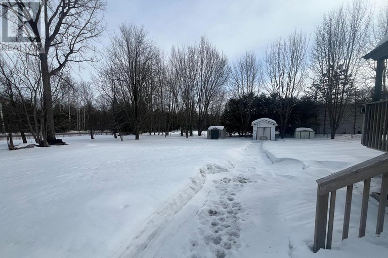 29438102/1115-des-cerisiers-street/clarencerockland-twp/clarence-rockland/ontario/K4K1K9_31