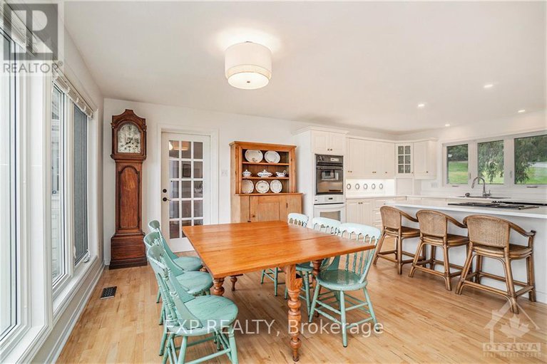 27506370/350-berry-side-road/rural-kanata/ottawa/ontario/K0A1T0_7