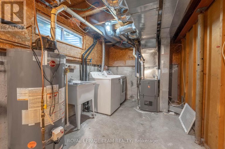 28905126/15-3691-albion-road/sawmill-creektimbermill/ottawa/ontario/K1T1P2_29