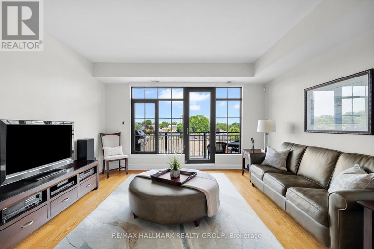 28485623/604-327-breezehill-avenue-s/west-centre-town/ottawa/ontario/K1Y1R6_17