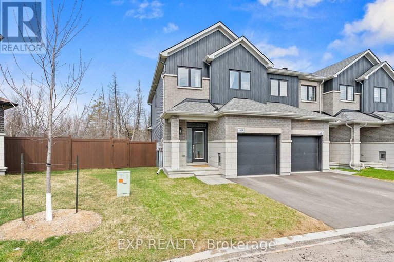 29648465/419-clubtail-private/blossom-parkkemp-parkfindlay-creek/ottawa/ontario/K1X0M9_2