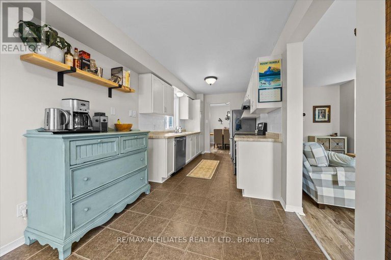 28880153/93-springcreek-crescent/bridlewood/ottawa/ontario/K2M2K8_14