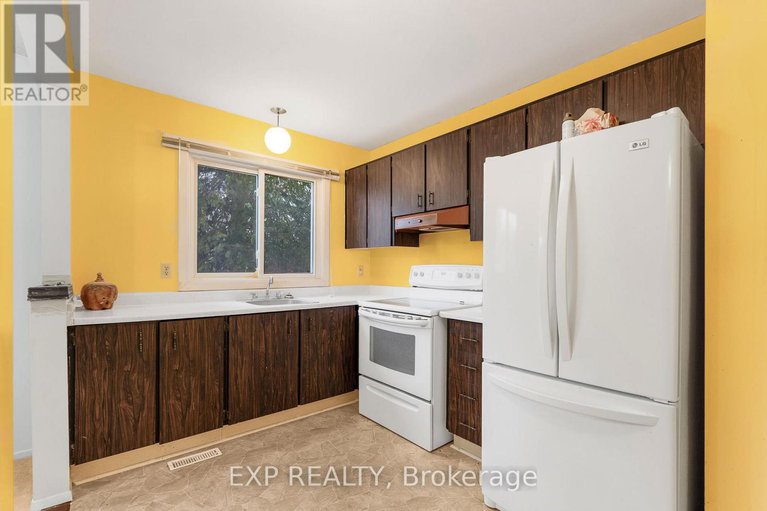 29125286/48-2276-orient-park-drive/blackburn-hamlet-south/ottawa/ontario/K1B4Z7_13