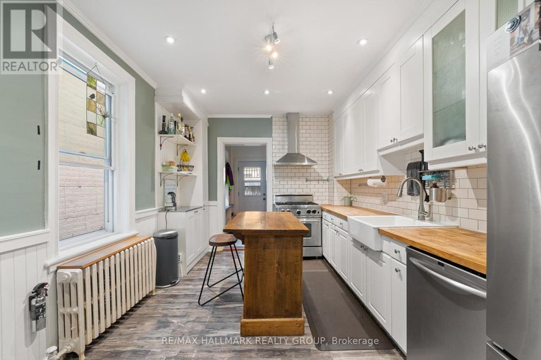28532560/181-guigues-avenue/lower-townbyward-market/ottawa/ontario/K1N5J1_12