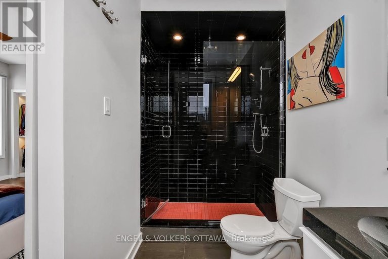 29451024/32-sims-avenue/hintonburg/ottawa/ontario/K1Y3K1_34