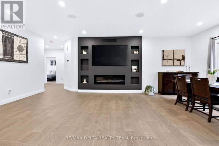 29628151/7861-springhill-road/metcalfe/ottawa/ontario/K0C2K0_6