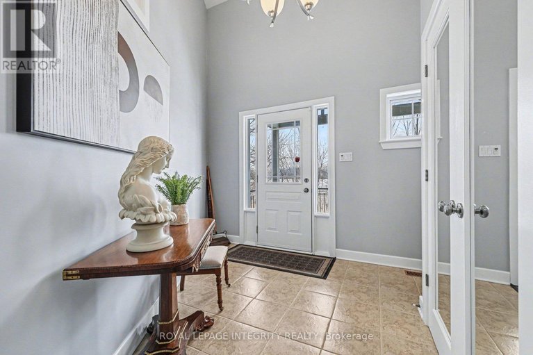 29607399/15-marsh-sparrow-private/morgans-grantsouth-march/ottawa/ontario/K2K3P1_4