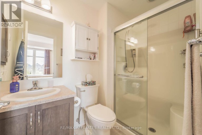 28830419/201-220-janka-private/emerald-meadowstrailwest/ottawa/ontario/K2V0E6_16