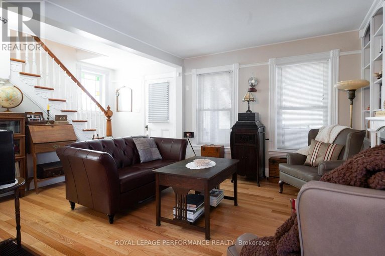 29502895/19683-william-street/south-glengarry-charlottenburgh-twp/south-glengarry/ontario/K0C2J0_11