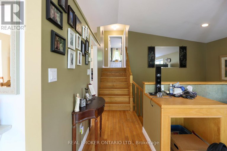 28732192/988-county-44-road/north-grenville-twp-kemptville-south/north-grenville/ontario/K0G1T0_16
