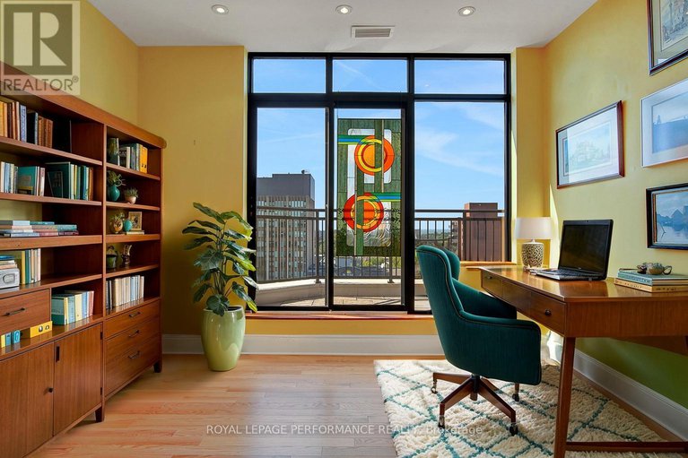 29170503/ph2-260-besserer-street/sandy-hill/ottawa/ontario/K1N1J3_10