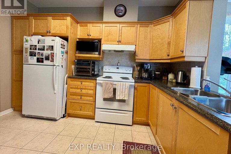 28590444/652-country-trail-private/carlsbad-springs/ottawa/ontario/K0A1K0_9