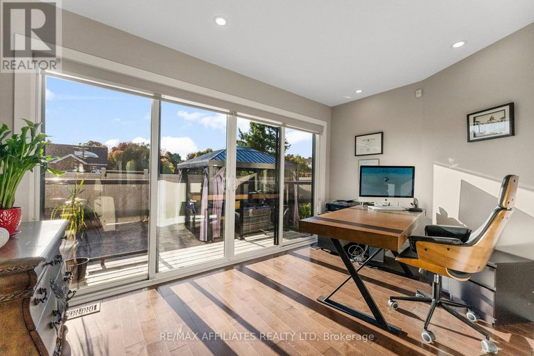 28965931/1813-elmridge-drive/beacon-hill-south/ottawa/ontario/K1J6S3_13