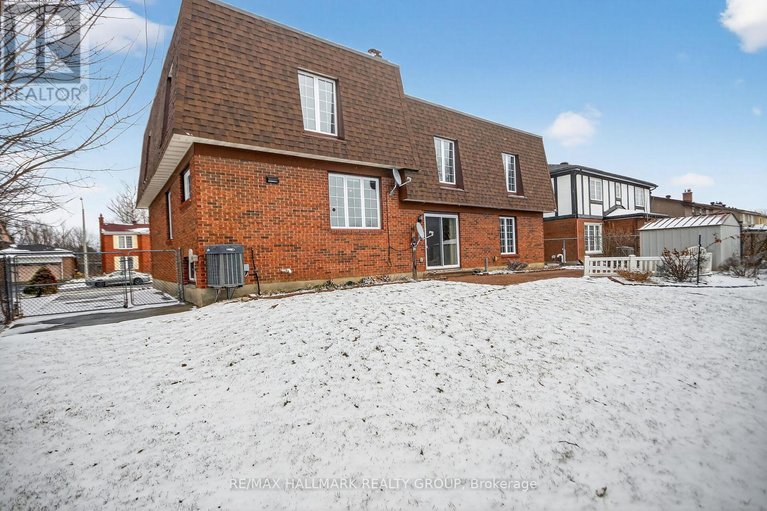 29582128/1050-plante-drive/hunt-clubwestern-community/ottawa/ontario/K1V9E6_50