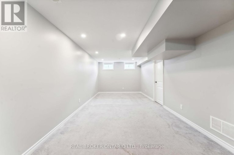 28466589/391-rouncey-road/emerald-meadowstrailwest/ottawa/ontario/K2V0K4_31