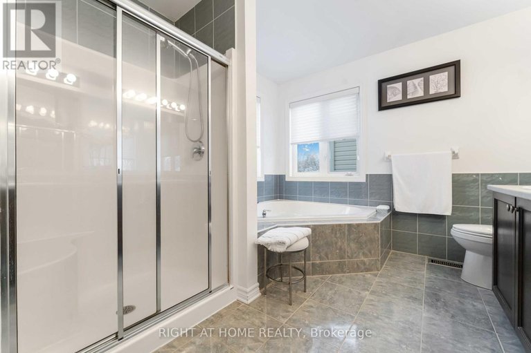 29475388/162-saltspring-private/bridlewood/ottawa/ontario/K2M0B1_31