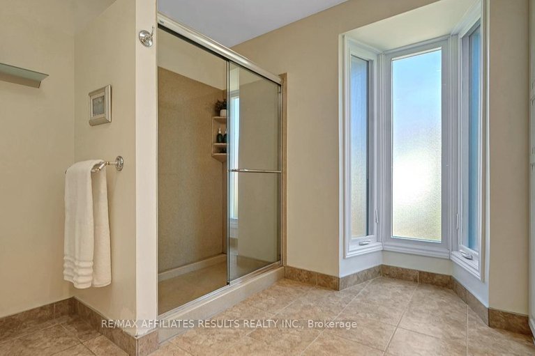 29657877/13-redfox-place/bridlewood/ottawa/ontario/K2M1C8_26