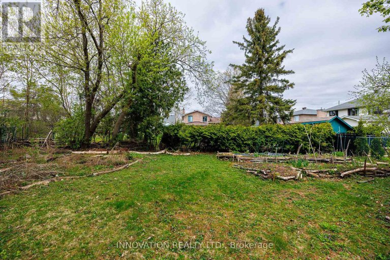 28292920/1013-stormont-street/carleton-heights/ottawa/ontario/K2C0N1_33