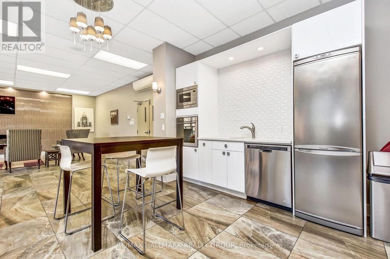 28743347/1406-40-landry-street/vanier/ottawa/ontario/K1L8K4_27
