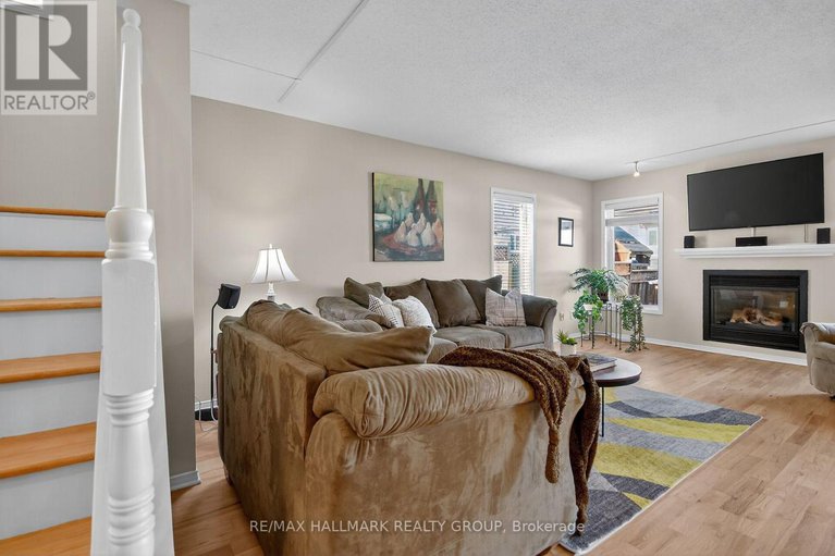 28971338/131-harbour-view-street/strandherd/ottawa/ontario/K2G6Z8_8