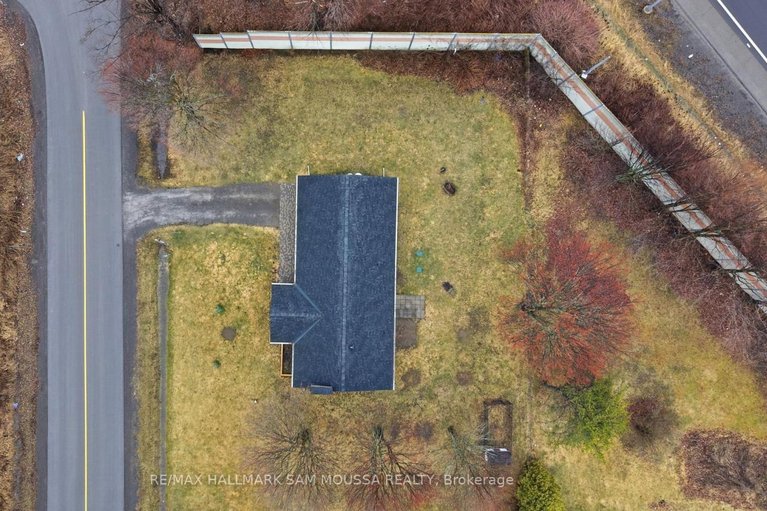 29634183/267-keatley-road/kinburn/ottawa/ontario/K7S3G7_35