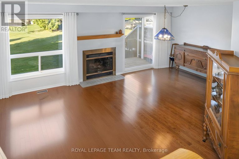 29597545/31-68-grandcourt-drive/centrepointe/ottawa/ontario/K2G5W9_9