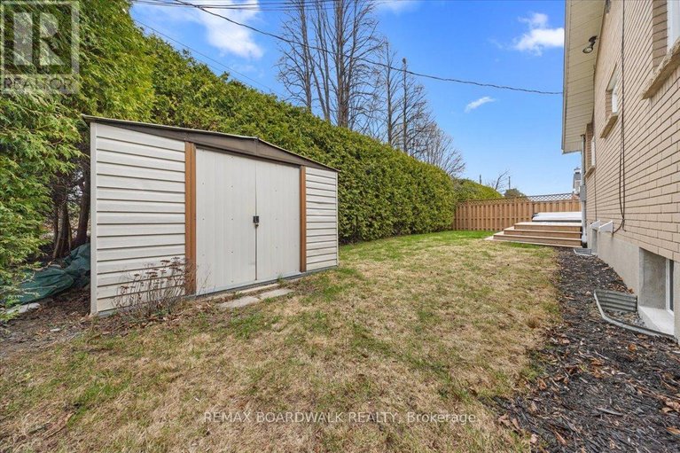 29678419/19-spring-garden-avenue/meadowlandscrestview/ottawa/ontario/K2G3B1_39