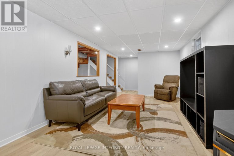 29434003/6054-fernbank-road/stittsville-south/ottawa/ontario/K2S1B6_21