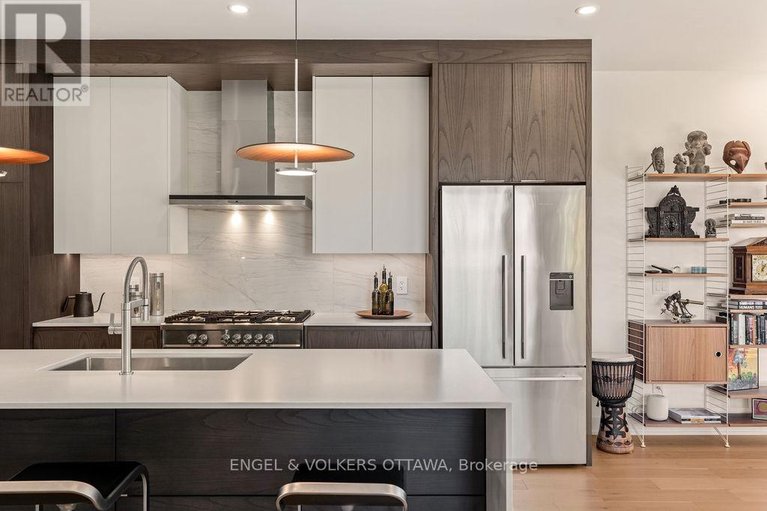 29568129/127-peridot-private/experimental-farm/ottawa/ontario/K2C3M3_12