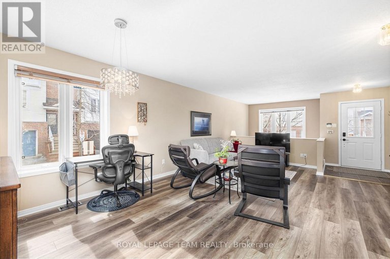 29460826/147-wharhol-private/westcliffe-estates/ottawa/ontario/K2H1G5_14