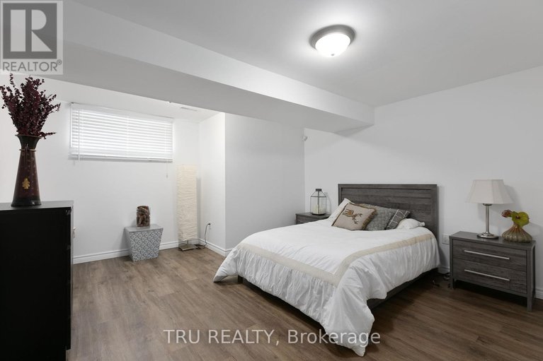 28714500/18-gannet-street-w/carson-meadows/ottawa/ontario/K1K4T7_38