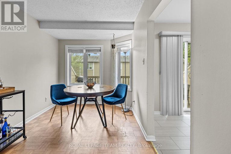 28718200/1120-chimney-hill-way/beacon-hill-south/ottawa/ontario/K1J8Z6_21