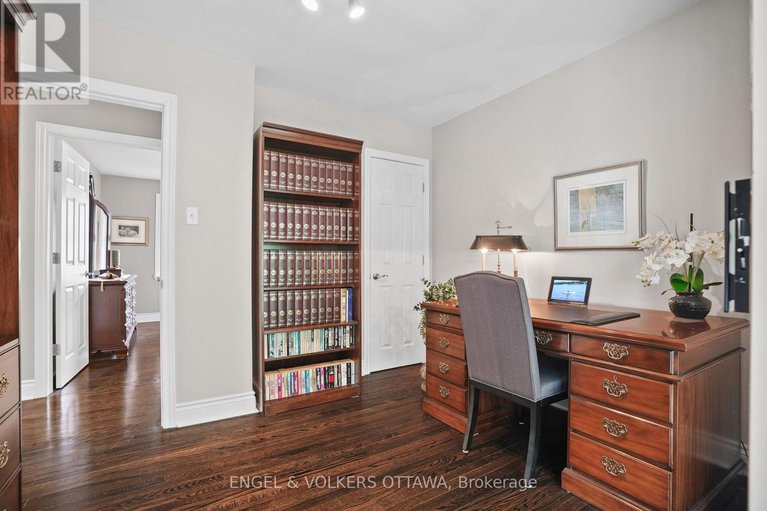 28849819/1278-cheverton-avenue/alta-vista/ottawa/ontario/K1H7P6_15