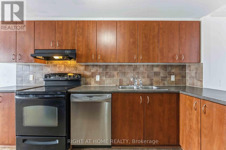 29185530/b-455-chapman-mills-drive/strandherd/ottawa/ontario/K2J5P4_5