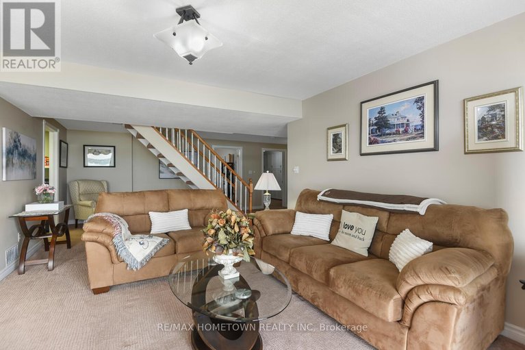 29688535/1111-burnside-drive/augusta-twp/augusta/ontario/K6V5T1_29