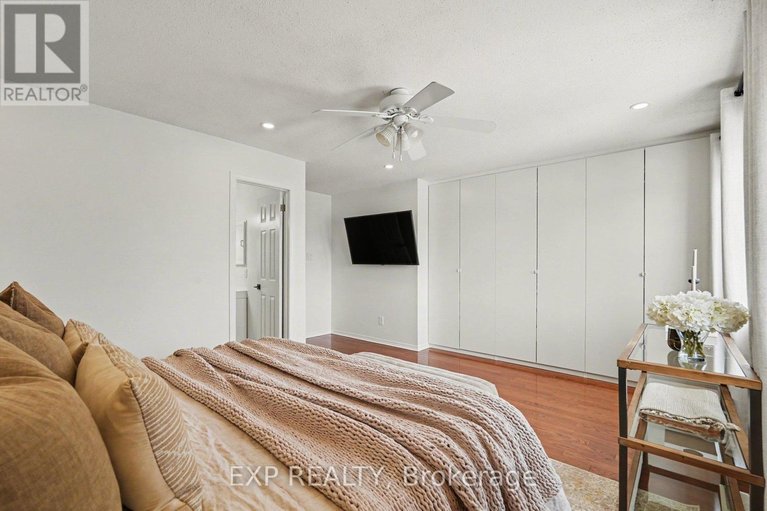 29454231/15-hendrie-court/katimavik/ottawa/ontario/K2L4A4_16