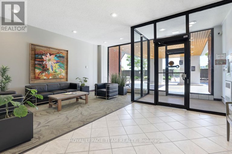 28892273/113-2951-riverside-drive/mooneys-bayriverside-park/ottawa/ontario/K1V8W6_4