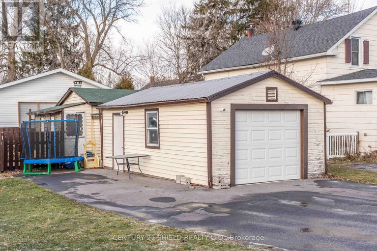 29154055/29-oak-street/lancaster/south-glengarry/ontario/K0C1N0_5