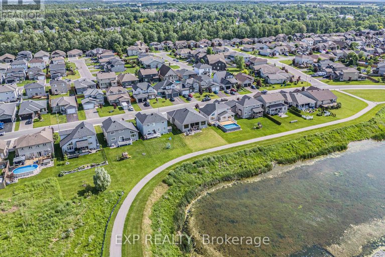 28466595/400-central-park-boulevard/village-of-russell/russell/ontario/K4R0C6_35