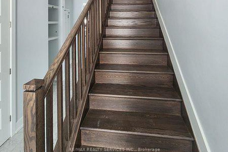 29125849/726-rouncey-road/emerald-meadowstrailwest/ottawa/ontario/K2S1B6_14