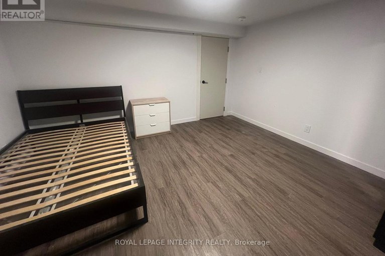 29064005/1152-tawney-road/hawthorne-meadows/ottawa/ontario/K1G1B6_35