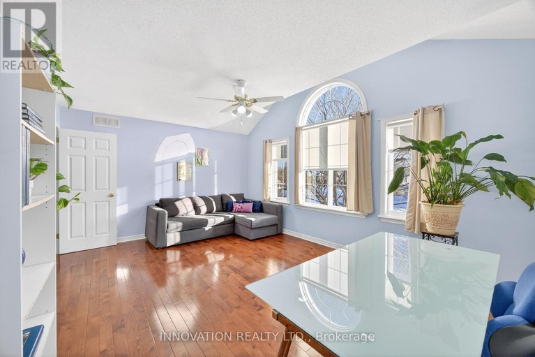 29464336/1911-caprihani-way/springridgeeast-village/ottawa/ontario/K4A4P4_34