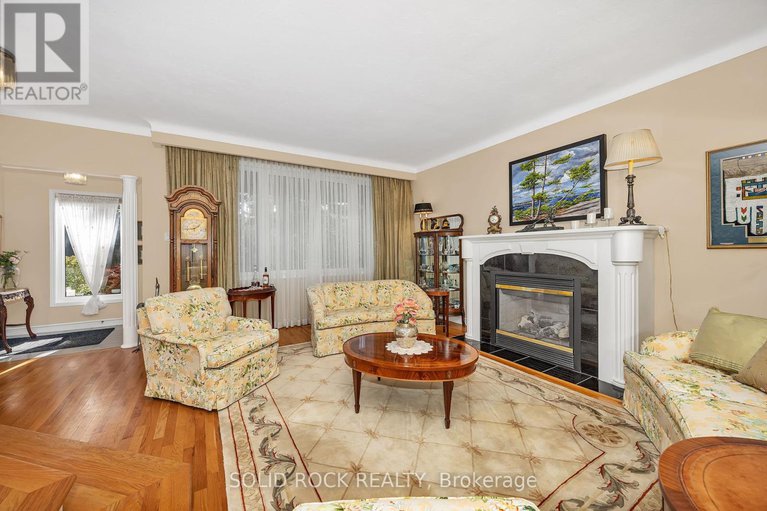 28964085/471-tillbury-avenue/laurentianview/ottawa/ontario/K2A0Y6_6