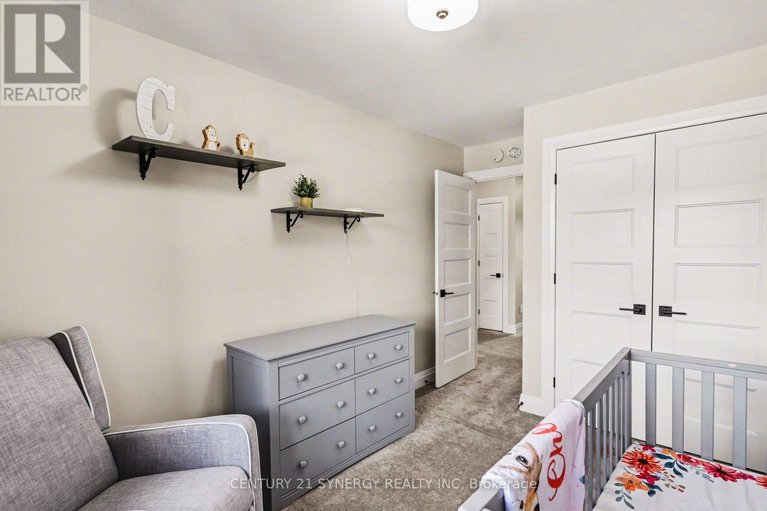 29649781/2011-berne-street/embrun/russell/ontario/K0A1W0_23