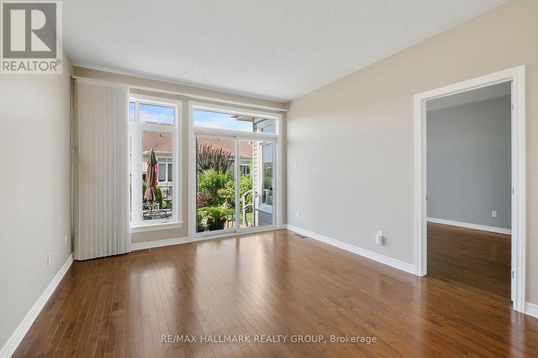 28822293/325-farincourt-crescent/avalon-west/ottawa/ontario/K4A0M6_15