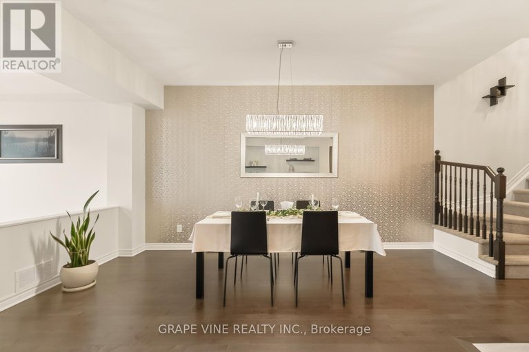 29618523/383-memorial-grove/riverside-southgloucester-glen/ottawa/ontario/K1X0C7_13