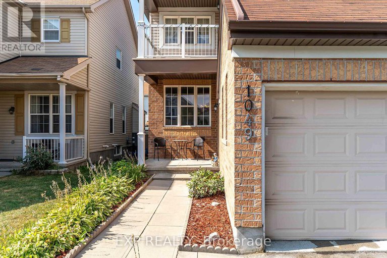 28723605/1049-fieldfair-way/notting-hillsummerside/ottawa/ontario/K4A0E2_2