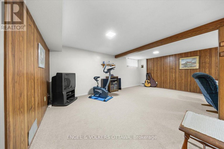 28855276/11-ventnor-way/pheasant-run/ottawa/ontario/K2J1M2_28