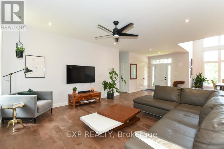28534739/1579-rollin-road/clarencerockland-twp/clarence-rockland/ontario/K0A3N0_11