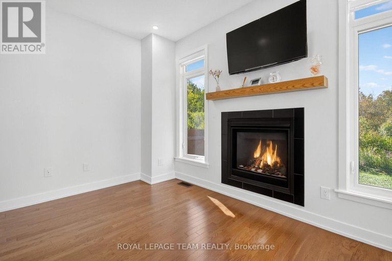 28894369/337-ibanez-walk/leitrim/ottawa/ontario/K1T0V8_15